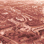 Luchtfoto van het centrum van Heemskerk. Situatie 1976. (foto N. Rozemeijer)